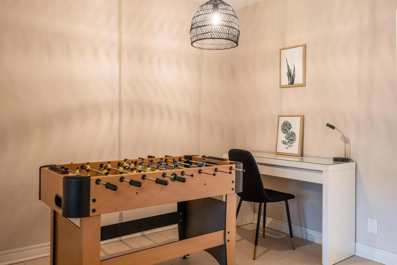 6Min To Niagara Falls - 4 Free Parking - Foosball 0*,  Canada
